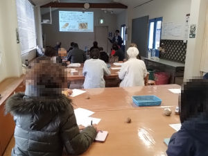 野菜の講習会 ジャガイモ 講義中