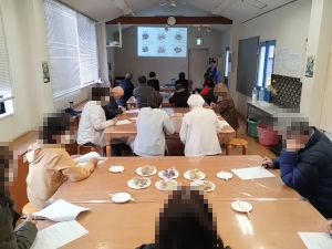 野菜の講習会 ジャガイモ 試食する品種説明