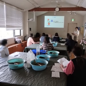 バラづくり体験教室 バラづくりをはじめよう